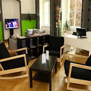 & Kaiser 23 Hostel Wien